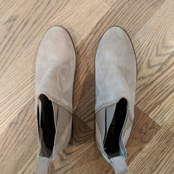 New tan Aldo ankle booties - Picture 2 of 4